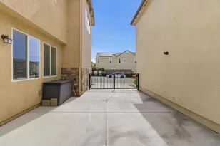 1060 Sagittaria Cir, Rocklin, CA 95765 - Photo 4