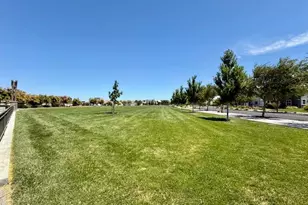 2482 Augusta Ave, Tracy, CA 95377 - Photo 44