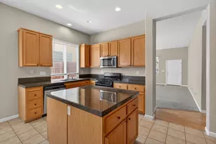 8161 Grisham Way, Elk Grove, CA 95758 - Photo 14