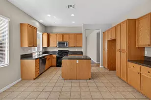 8161 Grisham Way, Elk Grove, CA 95758 - Photo 20