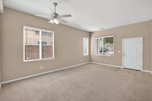 8161 Grisham Way, Elk Grove, CA 95758 - Photo 6