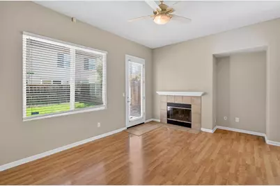 8161 Grisham Way, Elk Grove, CA 95758 - Photo 18