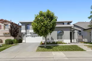 11 Sabre Ct, Sacramento, CA 95835 - Photo 2