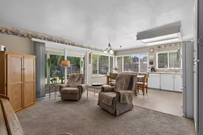 6528 Mossview Way, Citrus Heights, CA 95621 - Photo 6