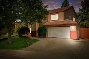1555 Monterey Ct, Tracy, CA 95376 - Photo 2