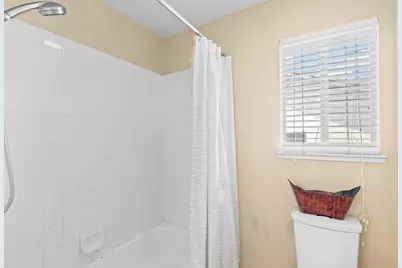 1555 Monterey Court, Tracy, CA 95376 - Photo 32