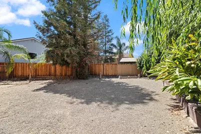 1555 Monterey Court, Tracy, CA 95376 - Photo 46