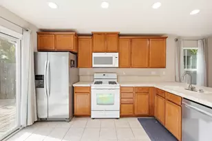 8624 W Wing Dr, Elk Grove, CA 95758 - Photo 12