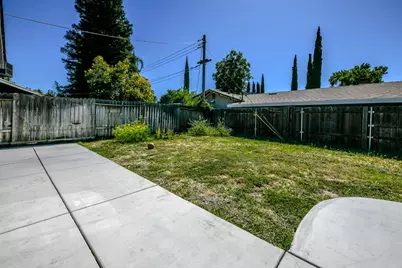 7129 Canaveral Way, North Highlands, CA 95660 - Photo 32