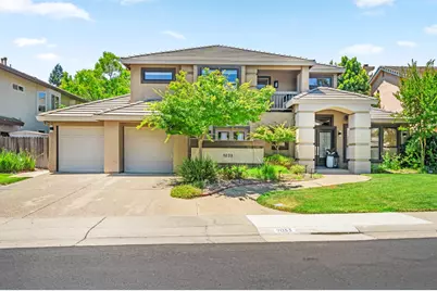 9033 Laguna Lake Way, Elk Grove, CA 95758 - Photo 2