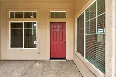 9772 Sand Hollow Way, Elk Grove, CA 95757 - Photo 4