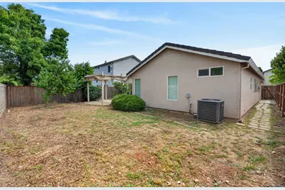 9772 Sand Hollow Way, Elk Grove, CA 95757 - Photo 40