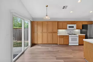9772 Sand Hollow Way, Elk Grove, CA 95757 - Photo 18