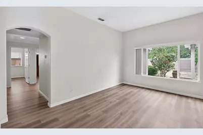 9772 Sand Hollow Way, Elk Grove, CA 95757 - Photo 14