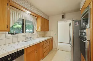 2307 Estate Dr, Stockton, CA 95209 - Photo 12
