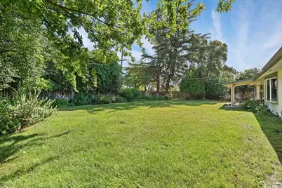 2307 Estate Drive, Stockton, CA 95209 - Photo 30