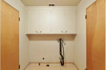 2307 Estate Drive, Stockton, CA 95209 - Photo 16