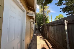 8233 Fair Way, Citrus Heights, CA 95610 - Photo 36