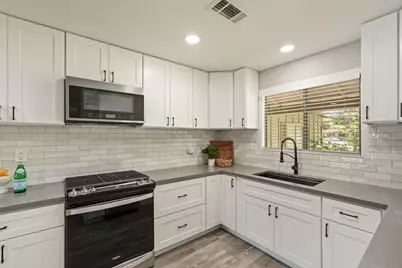 1711 W Tokay Street, Lodi, CA 95242 - Photo 8