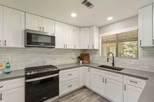 1711 W Tokay St, Lodi, CA 95242 - Photo 8