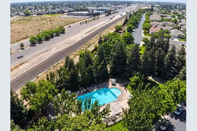 2441 Jubilee Drive, Turlock, CA 95380 - Photo 36