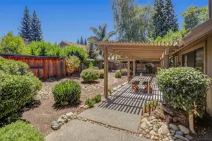 2007 Jordan Hill Way, Gold River, CA 95670 - Photo 32