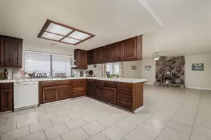 9244 Rogers Rd, Sacramento, CA 95829 - Photo 14