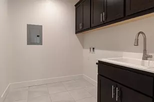 1807 Birdie Ave, Manteca, CA 95337 - Photo 10