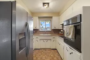 1813 Jackson St, Lodi, CA 95242 - Photo 8