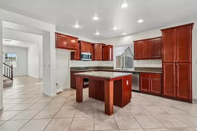 10538 Arianne Drive, Stockton, CA 95209 - Photo 14