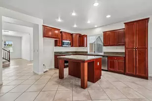 10538 Arianne Dr, Stockton, CA 95209 - Photo 14