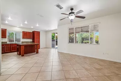 10538 Arianne Drive, Stockton, CA 95209 - Photo 12