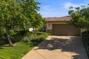 832 Royal Troon Pl, El Dorado Hills, CA 95762 - Photo 2
