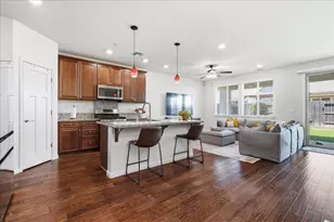 9327 Wild Lilac Cir, Sacramento, CA 95829 - Photo 18