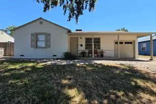 5171 49th St, Sacramento, CA 95820 - Photo 2