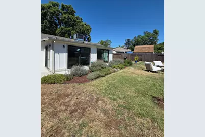 5171 49th Street, Sacramento, CA 95820 - Photo 32