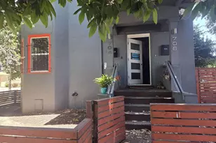 704 E 17th St, Oakland, CA 94606 - Photo 2