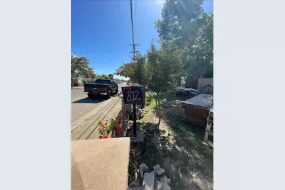 812 E H Street, Oakdale, CA 95351 - Photo 12