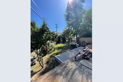 812 E H Street, Oakdale, CA 95351 - Photo 2