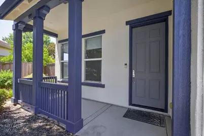 2272 Hartland Circle, Roseville, CA 95747 - Photo 4