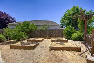 2272 Hartland Cir, Roseville, CA 95747 - Photo 42
