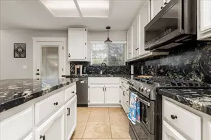 1045 Fox Run Ct, Auburn, CA 95603 - Photo 12