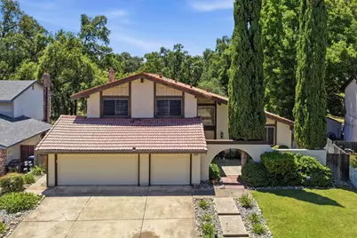 8359 Newbridge Way, Citrus Heights, CA 95610 - Photo 2