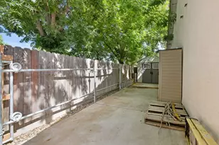 1547 W Claridge Ct, Hanford, CA 93230 - Photo 50