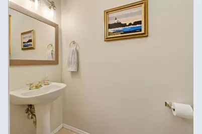 1547 W Claridge Court, Hanford, CA 93230 - Photo 16