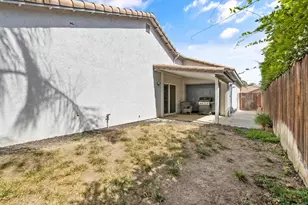 1547 W Claridge Ct, Hanford, CA 93230 - Photo 40