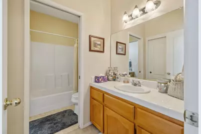 1547 W Claridge Court, Hanford, CA 93230 - Photo 10