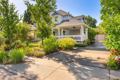 408 Creekside Way, Winters, CA 95694 - Photo 2