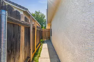 1316 Riverette Dr, Modesto, CA 95351 - Photo 42