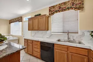 7739 McBride Way, Sacramento, CA 95832 - Photo 20